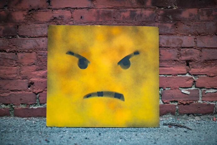7 things only fake friends do