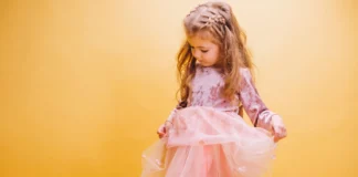 My daughter was mocked for standing alone at the father-daughter dance until a dozen marines showed up