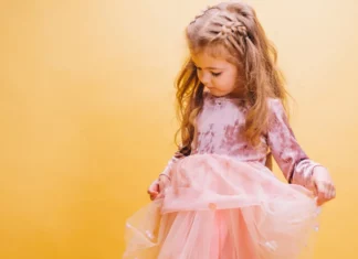 My daughter was mocked for standing alone at the father-daughter dance until a dozen marines showed up