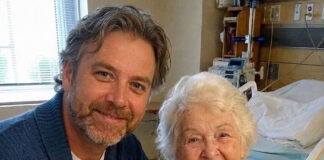 My husband said his mother wanted peace, so he visited her alone in the hospital—a month later, a nurse gave me a note that shook me to my core
